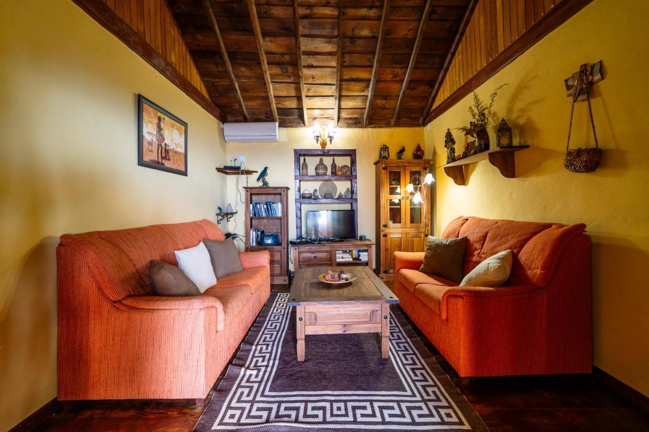 El Palmeral Tinizara Bagian luar foto